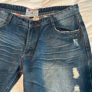 Legacy Men's Blue Distressed Jeans